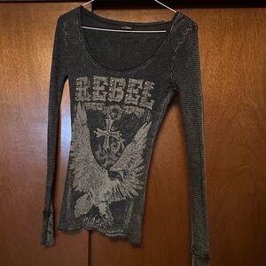 Daytrip Charcoal Graphic Long Sleeve Tee